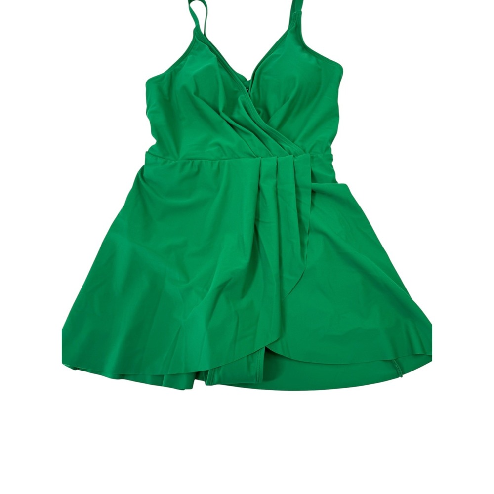 Cupshe NWT Green Skirted One Piece Swimsuit Crisscross Back Swim Dress Medium M - Picture 4 of 14